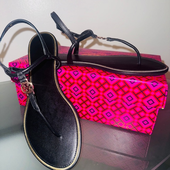 Tory Burch Emmy Sandals - Picture 9 of 11